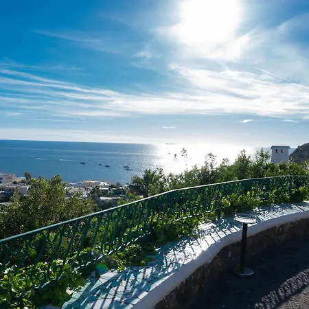 San Francesco Garden Villa *